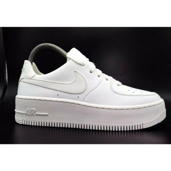 LOOK SEE PROMO Nike Air Force 1 AF1 ReImagine SAGE JESTER MISMATCH  W 7 = M 5.5 - Picture 5 of 12